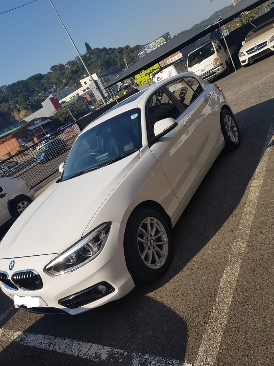 2017 BMW 118