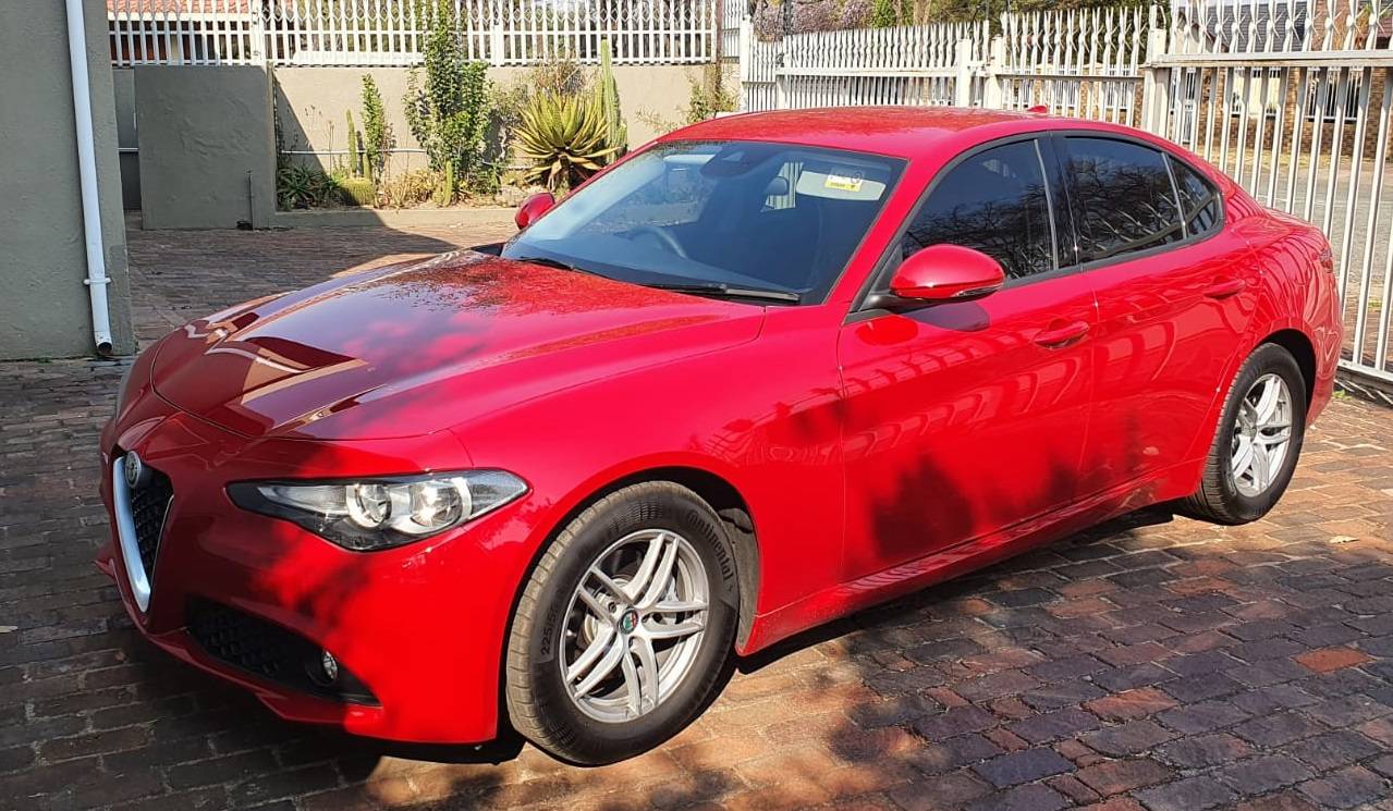 2020 Alfa Romeo Giulia 2.0T