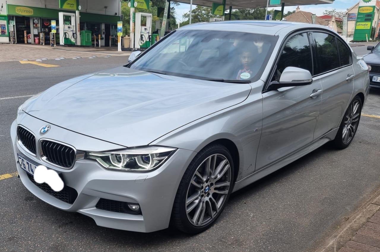 2017 BMW 330