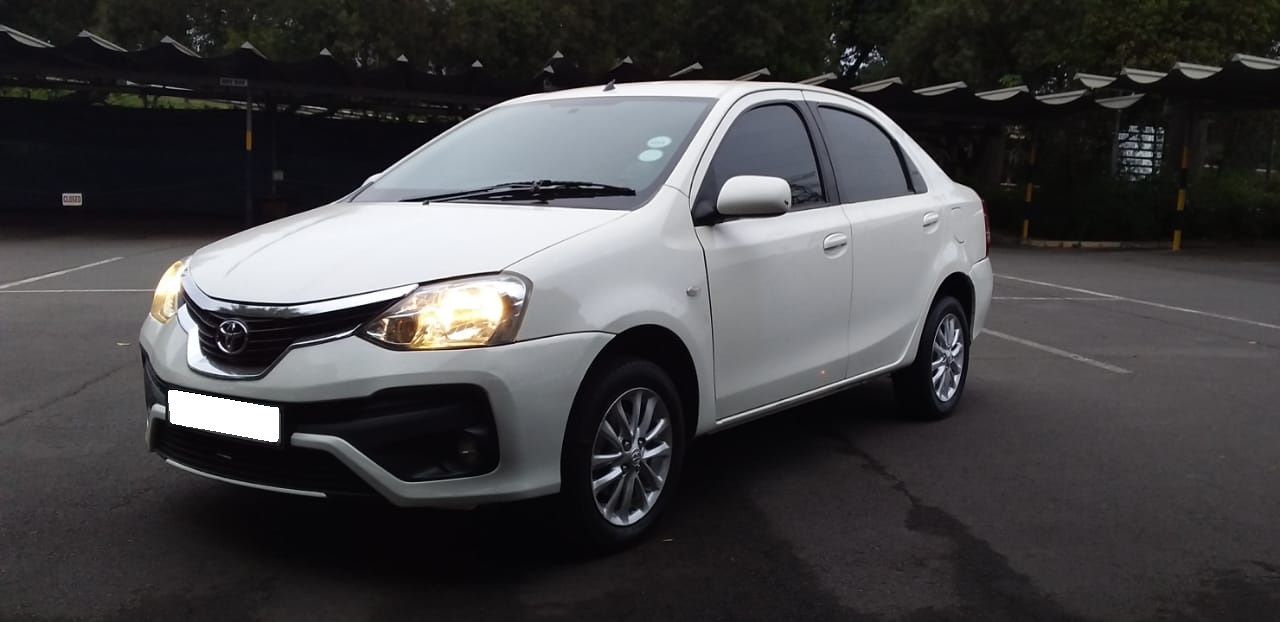 2017 Toyota Etious 1.5 XS Sprint