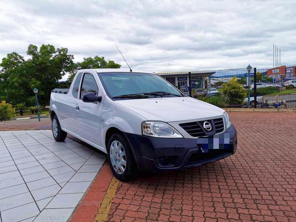 2018 Nissan NP200