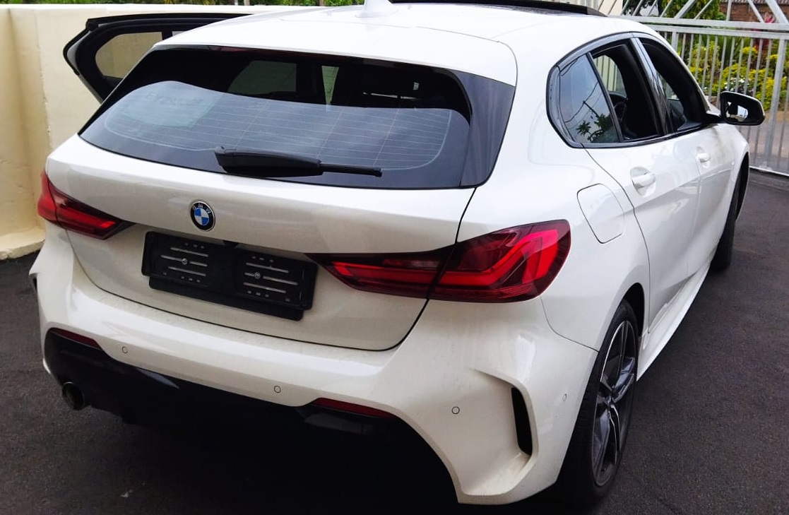 2021 BMW 118i