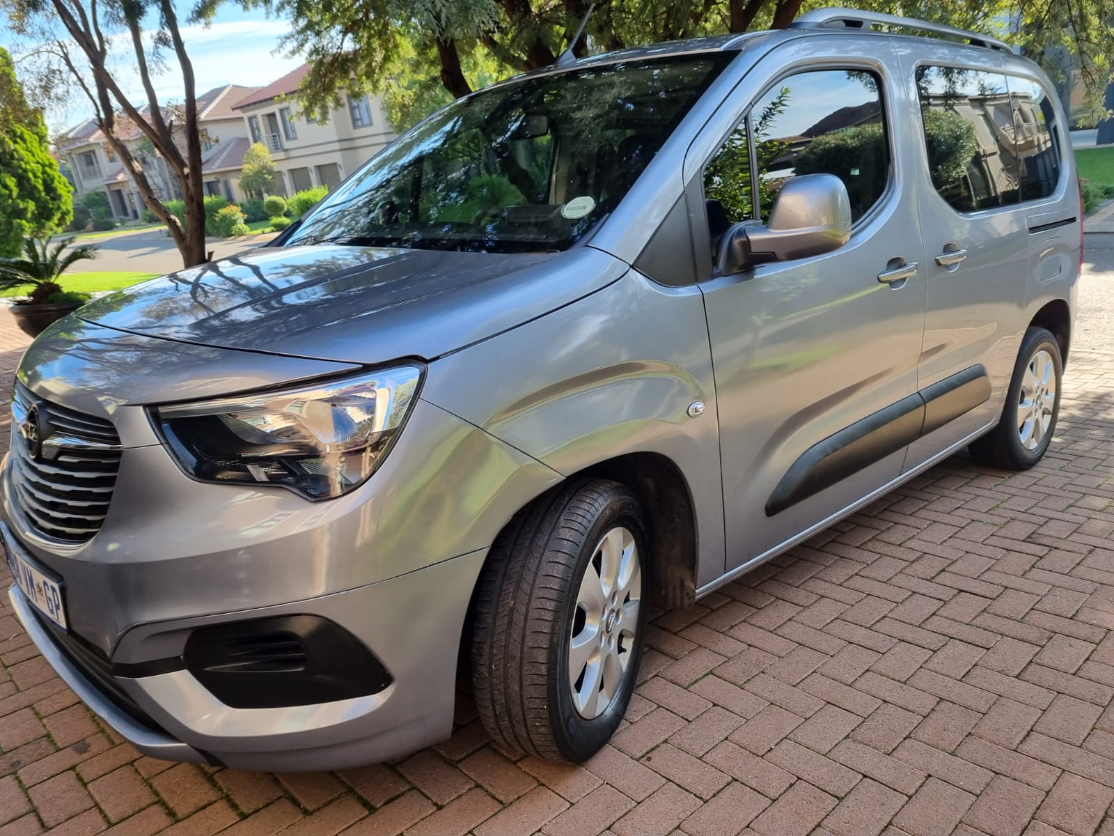 2020 Opel Combo Life Enjoy 1.6 TD