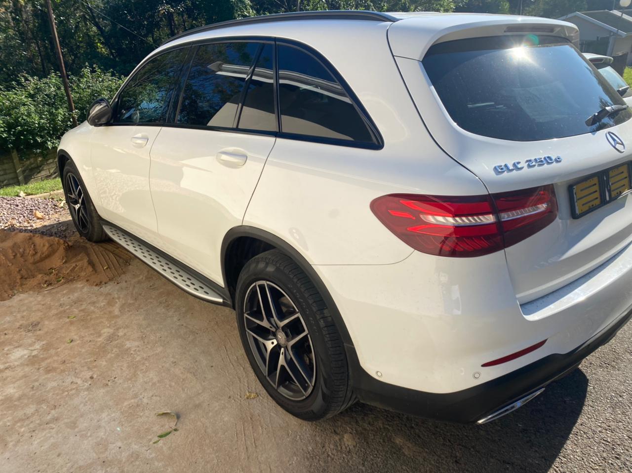 2017 Mercedes Benz GLC250d 4matic
