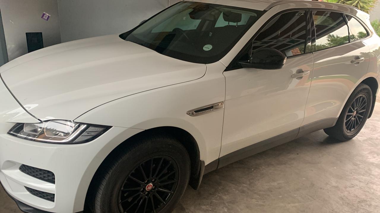 2017 Jaguar F Pace 2.0D