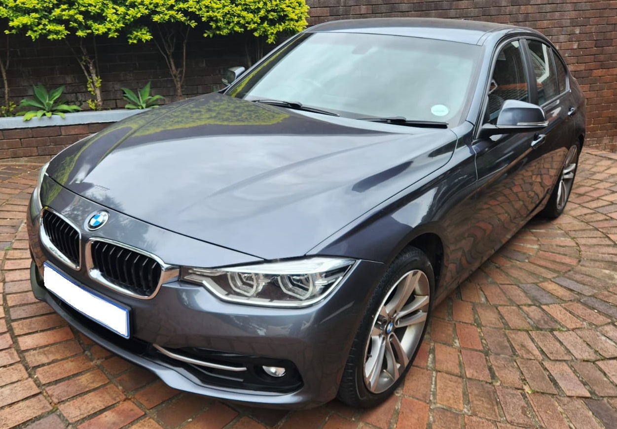 2019 BMW 320i Sportline