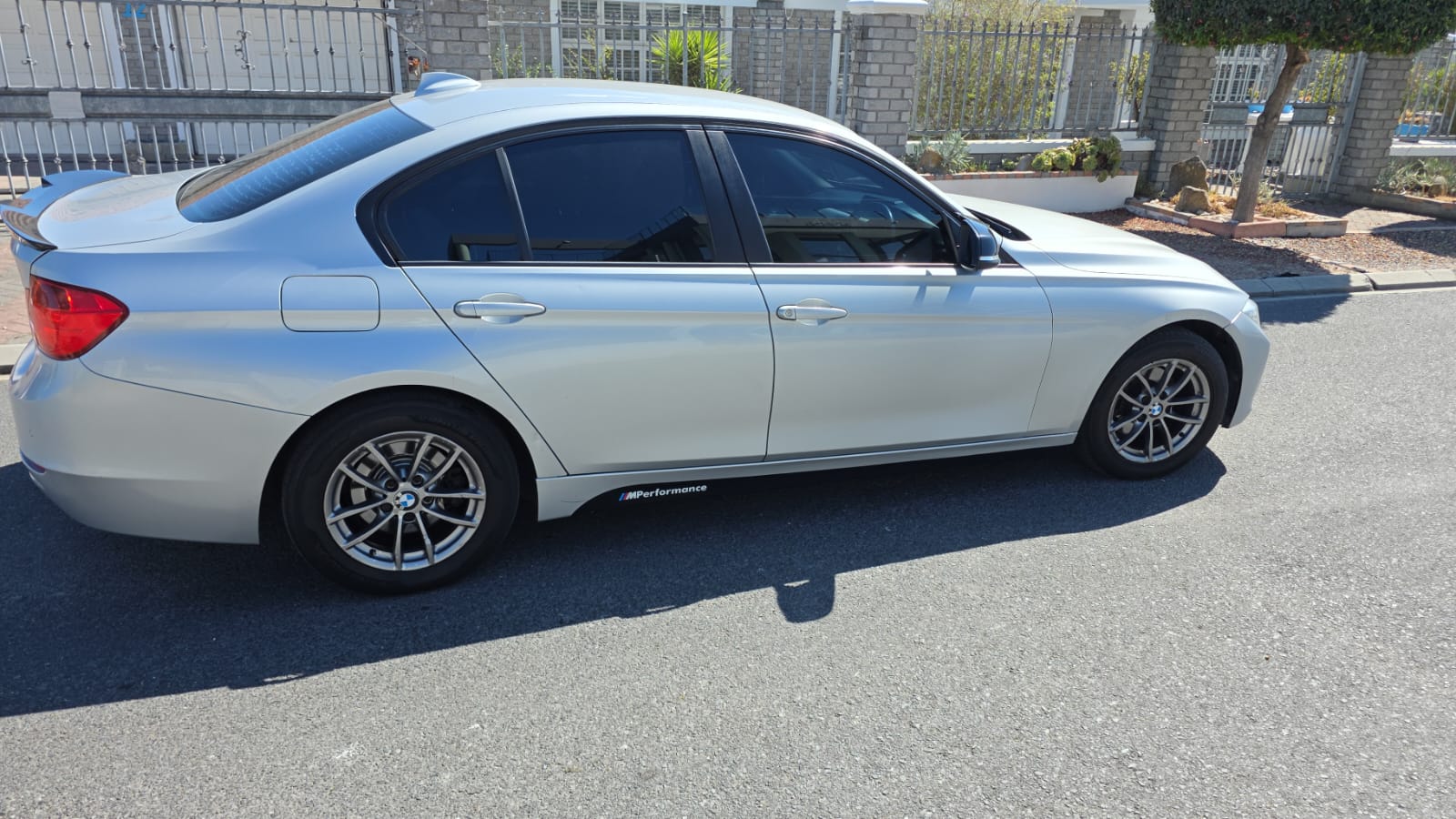2015 BMW 320i