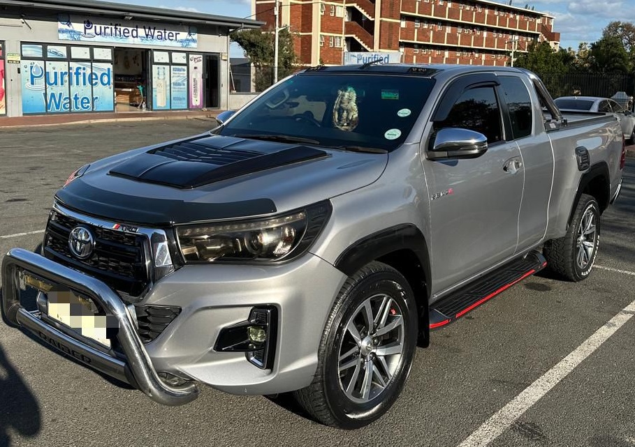 2019 TOYOTA HILUX 2.8 GD- 6
