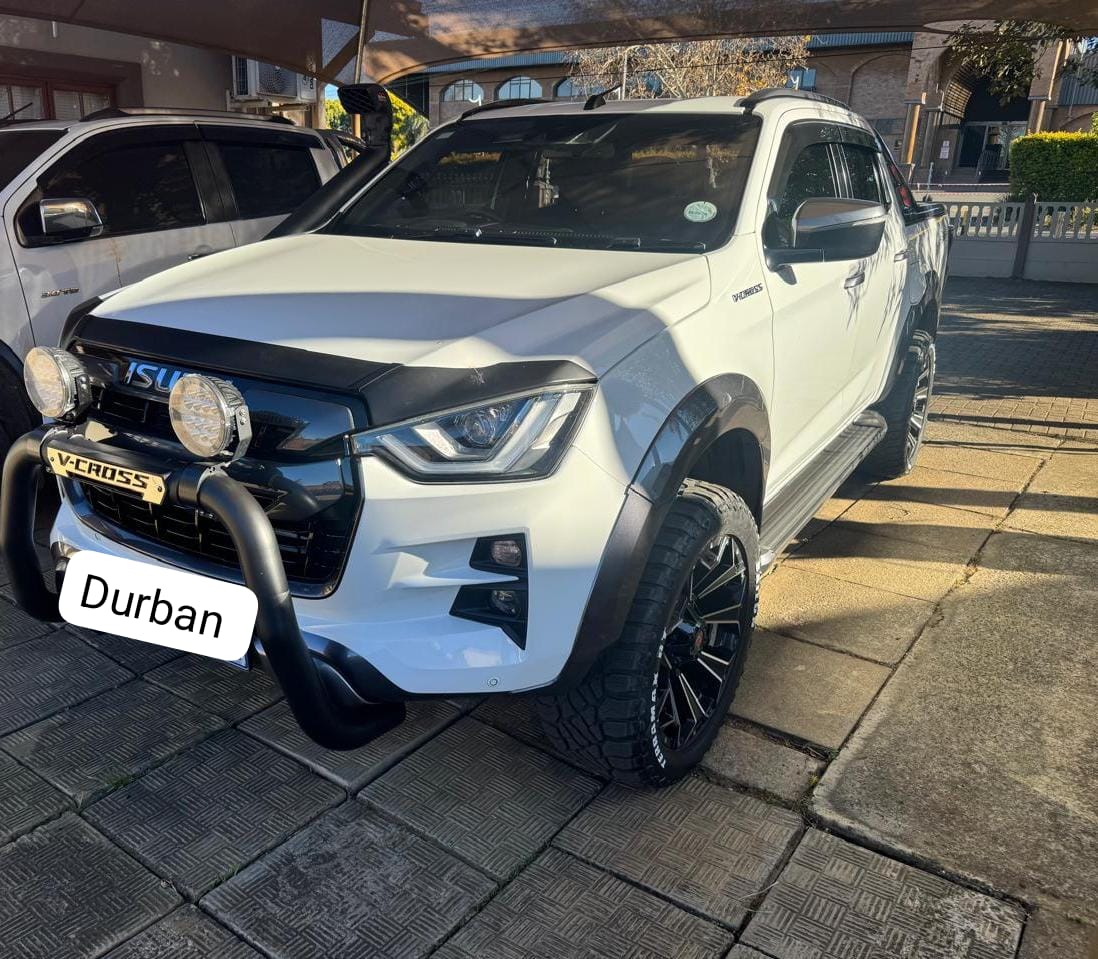 2024 Isuzu Vcross 4x4