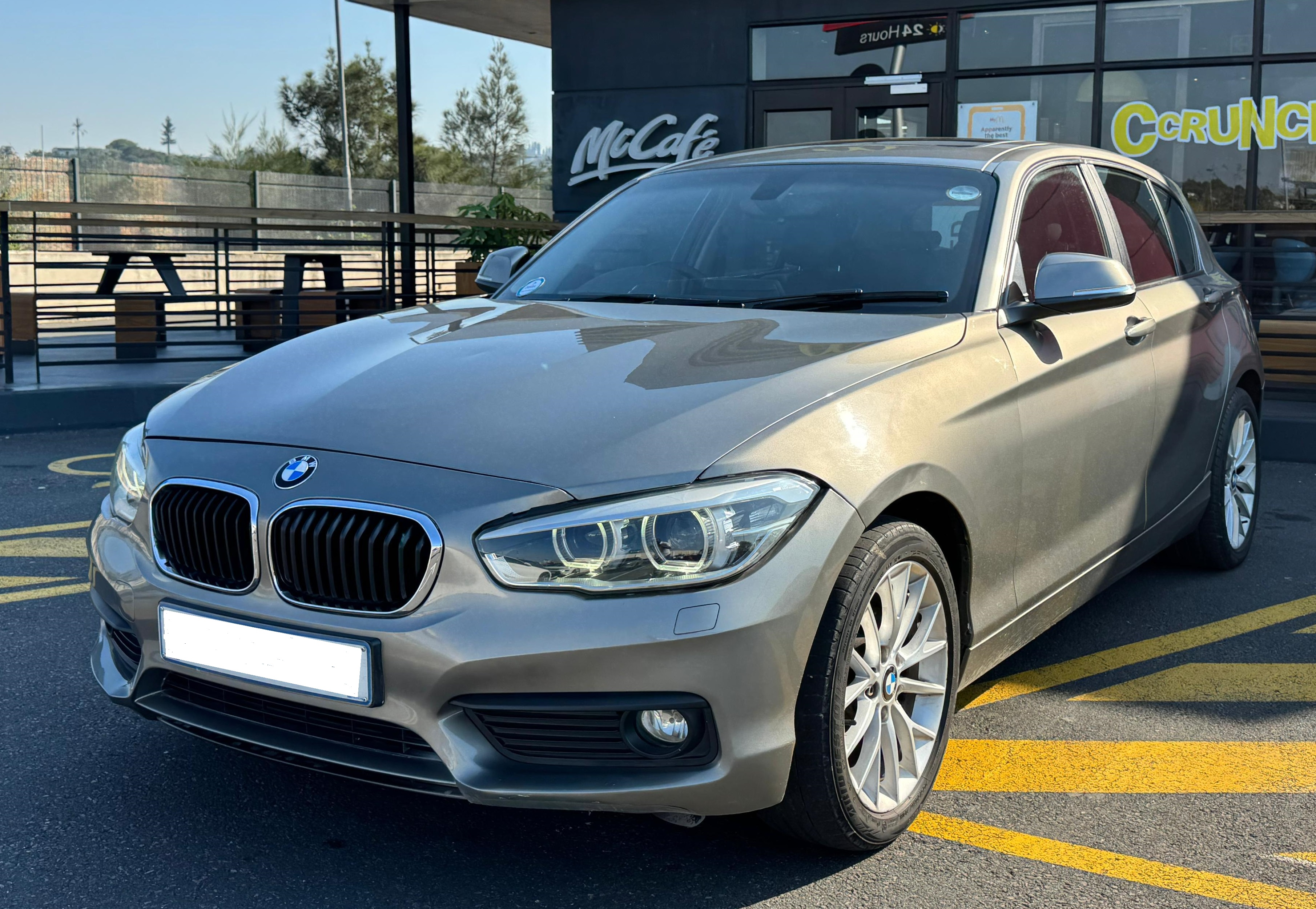 2017 BMW 118i