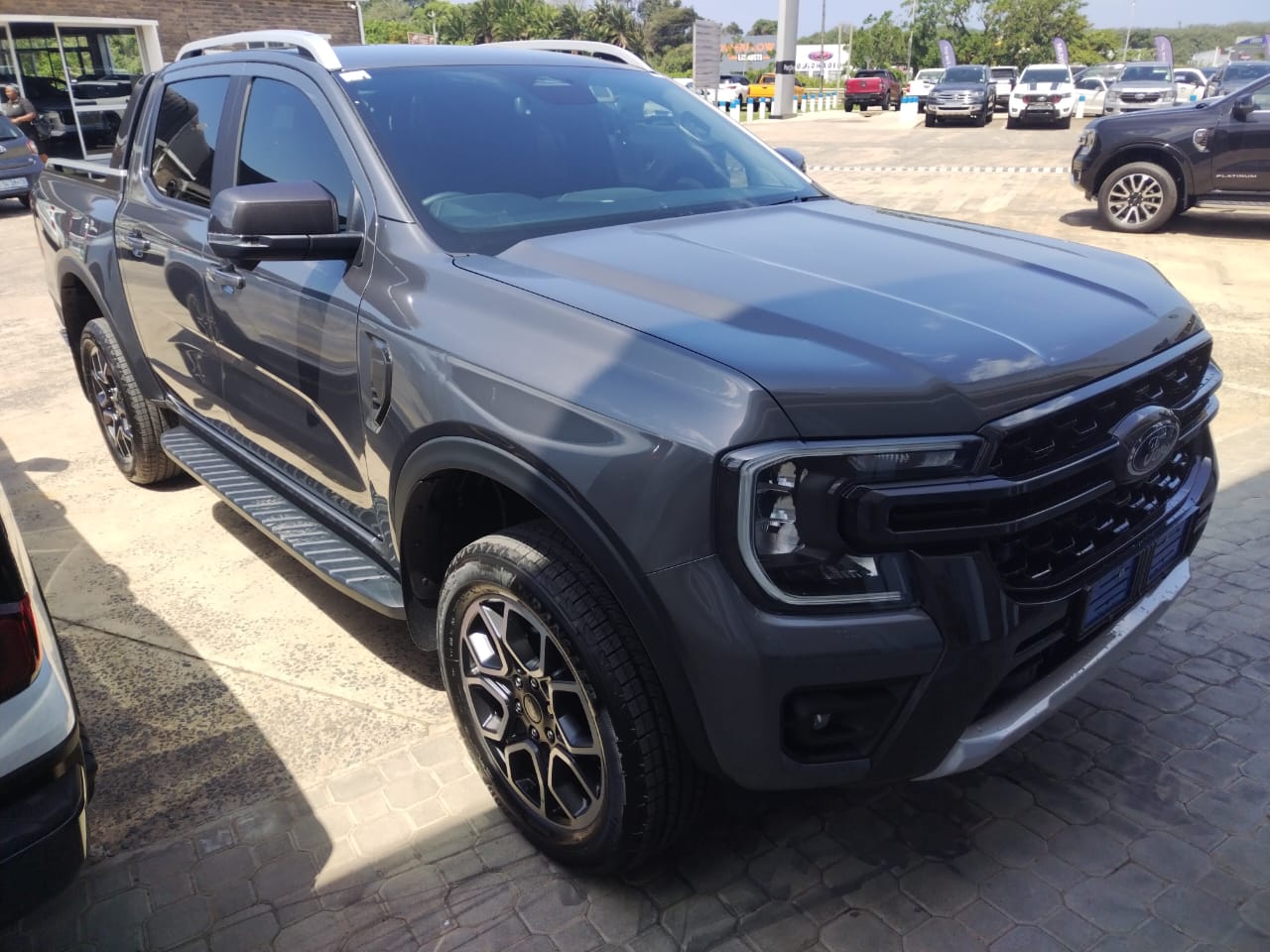 2025 Ford Ranger Wildtrak 2.0 bi 4x2  Grey 