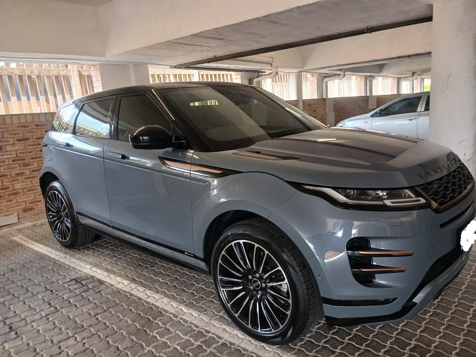 2023 Range Rover Evoque D200 Dynamic HSE 
