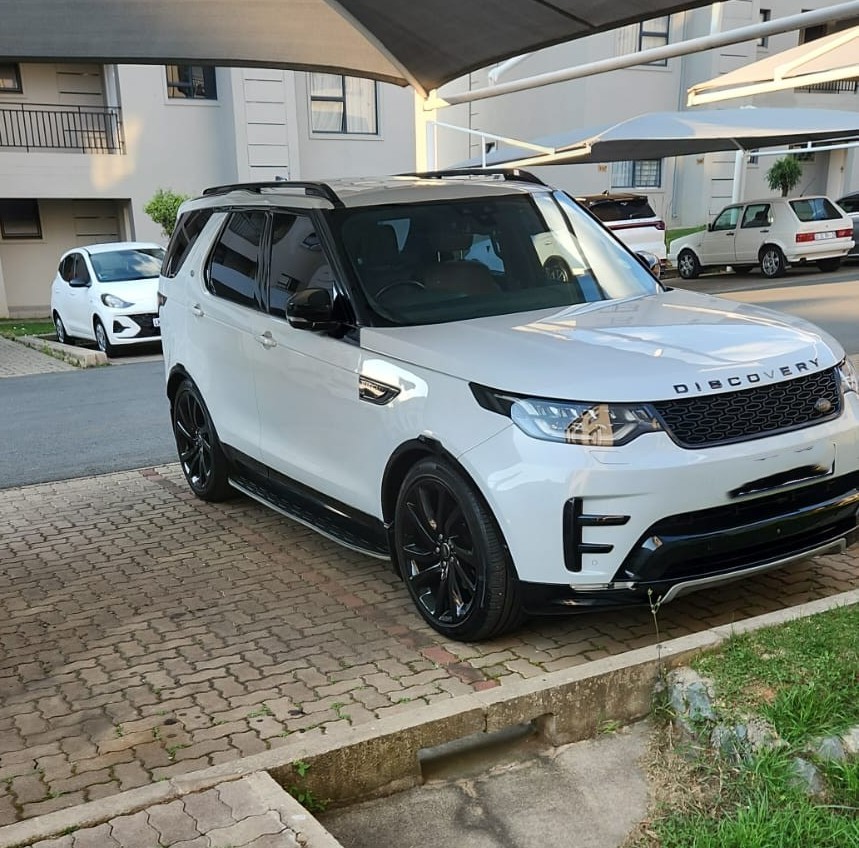 2020 Landrover Discovery 3.0 TD6 HSE Luxury