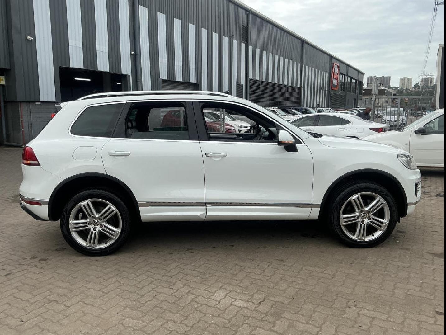 2019 V W TOUREG TDI 